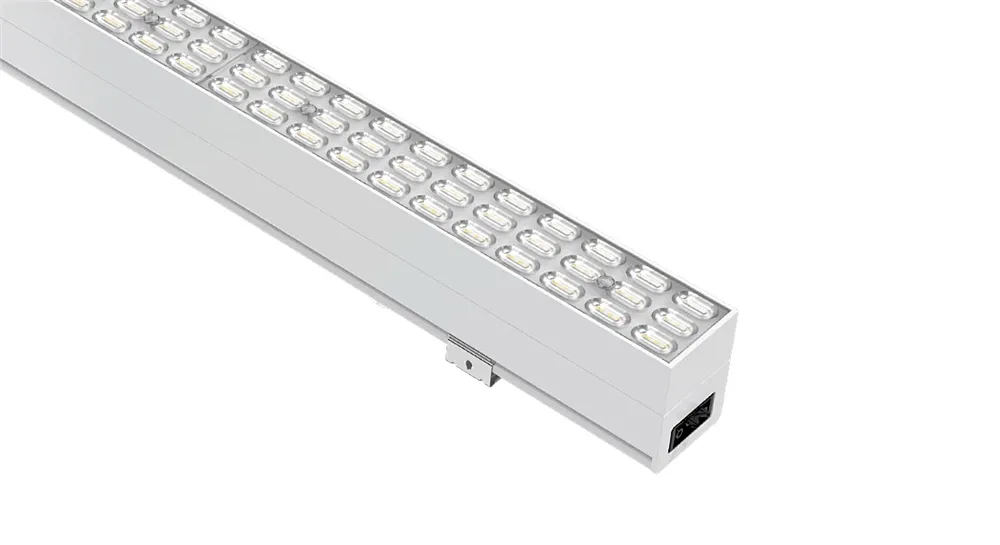 Traditional linear lighting Traditional linear lighting
